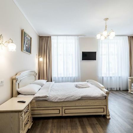 Opera House Apartment 3 Lviv Dış mekan fotoğraf