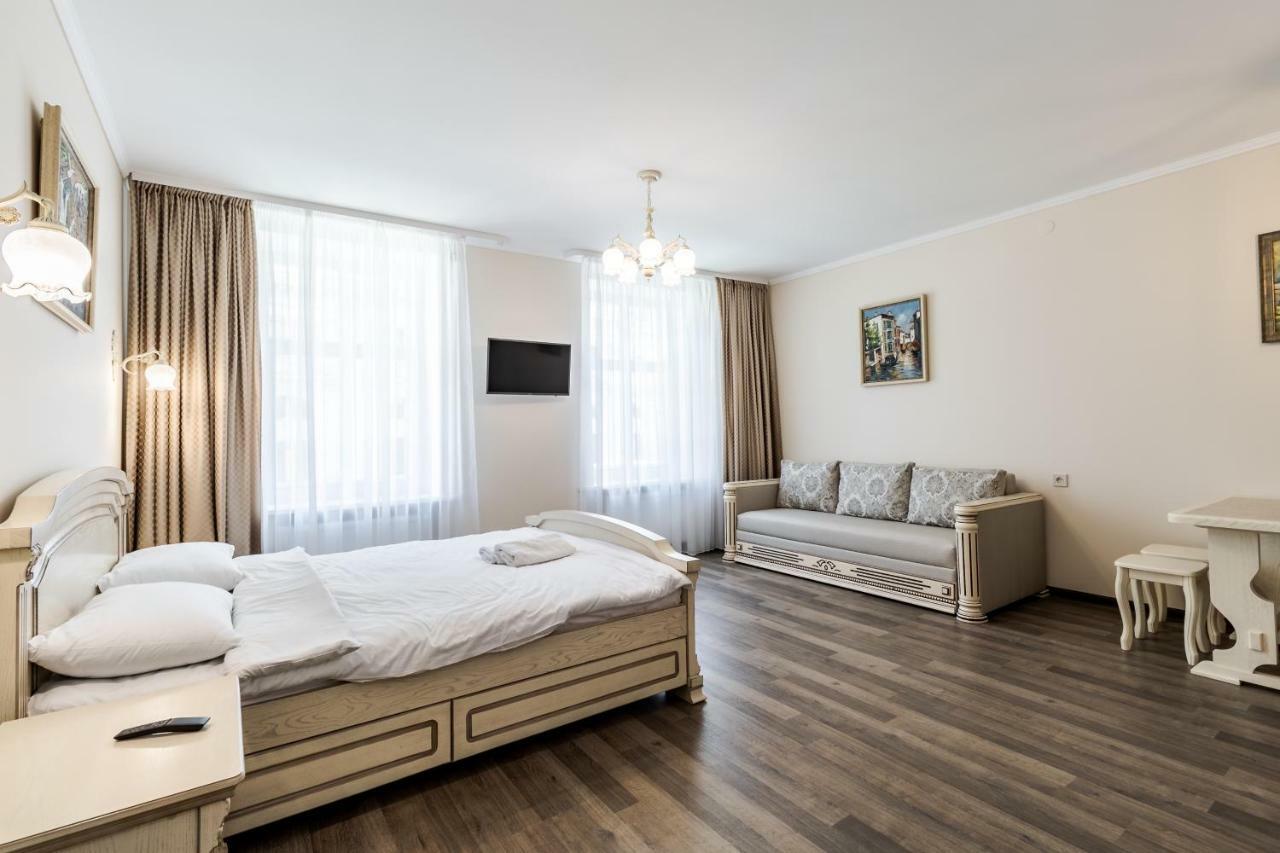 Opera House Apartment 3 Lviv Dış mekan fotoğraf