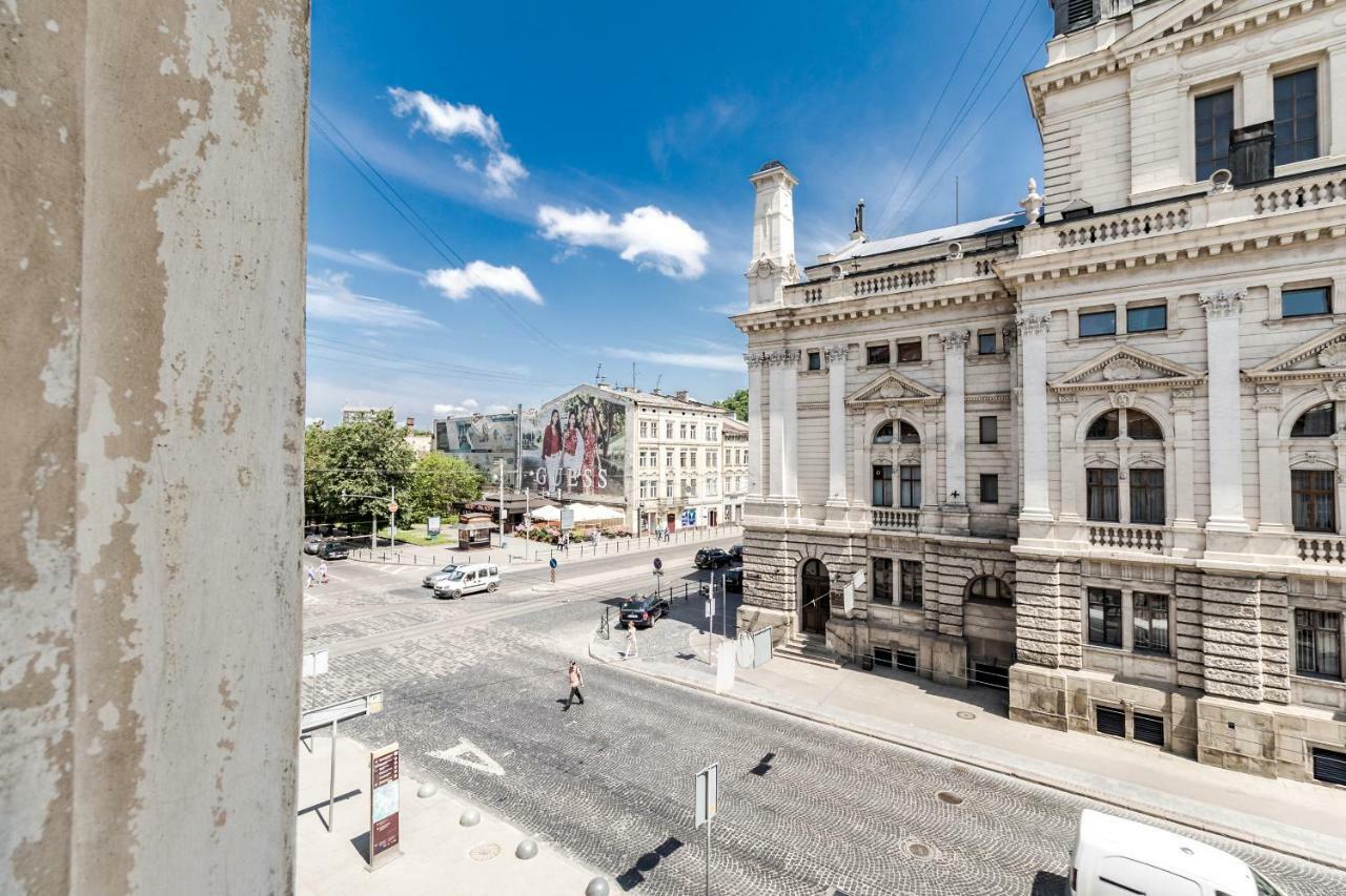 Opera House Apartment 3 Lviv Dış mekan fotoğraf